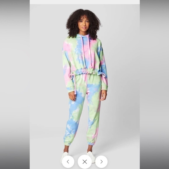 BlankNYC Tease Me Sweatshirt Tie Dye - Picture 3 of 5